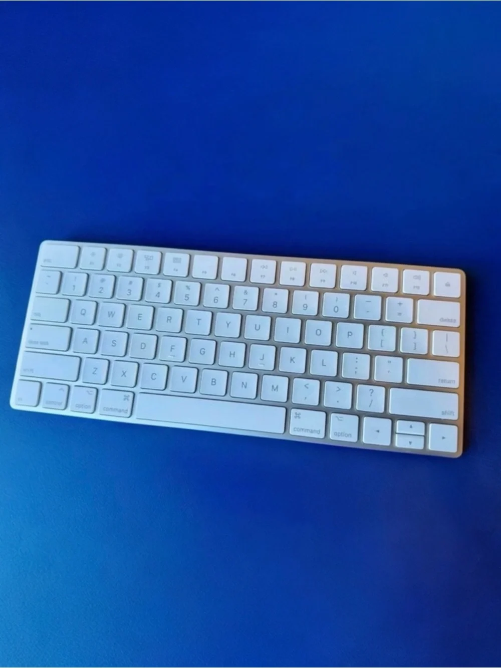 New Apple Magic Keyboard – Wireless Bluetooth – Mac & iPad